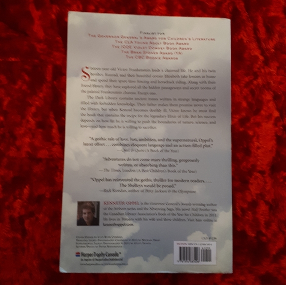 Kenneth Oppel paper back Set (2) - Picture 7 of 8